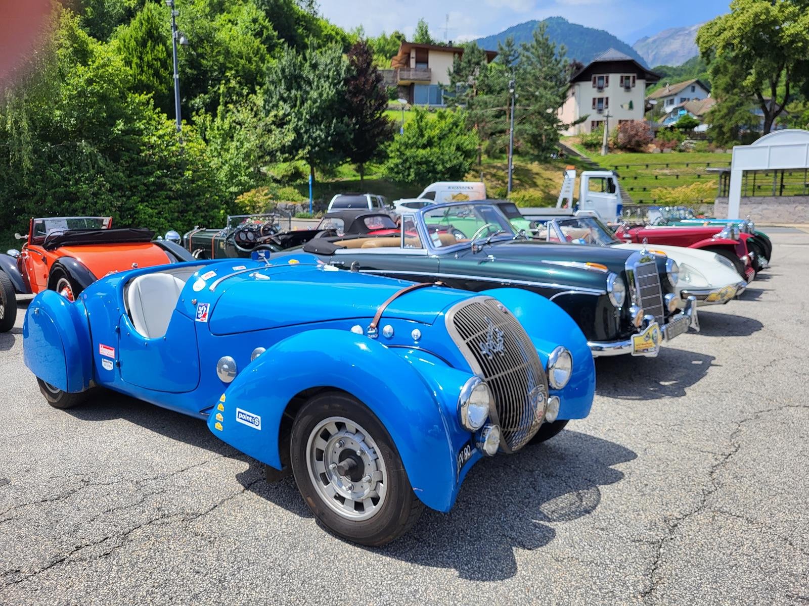 9ème salon Rétro Mobile la Roche sur Foron des véhicules d’époques 30/09 et 01/10 2023