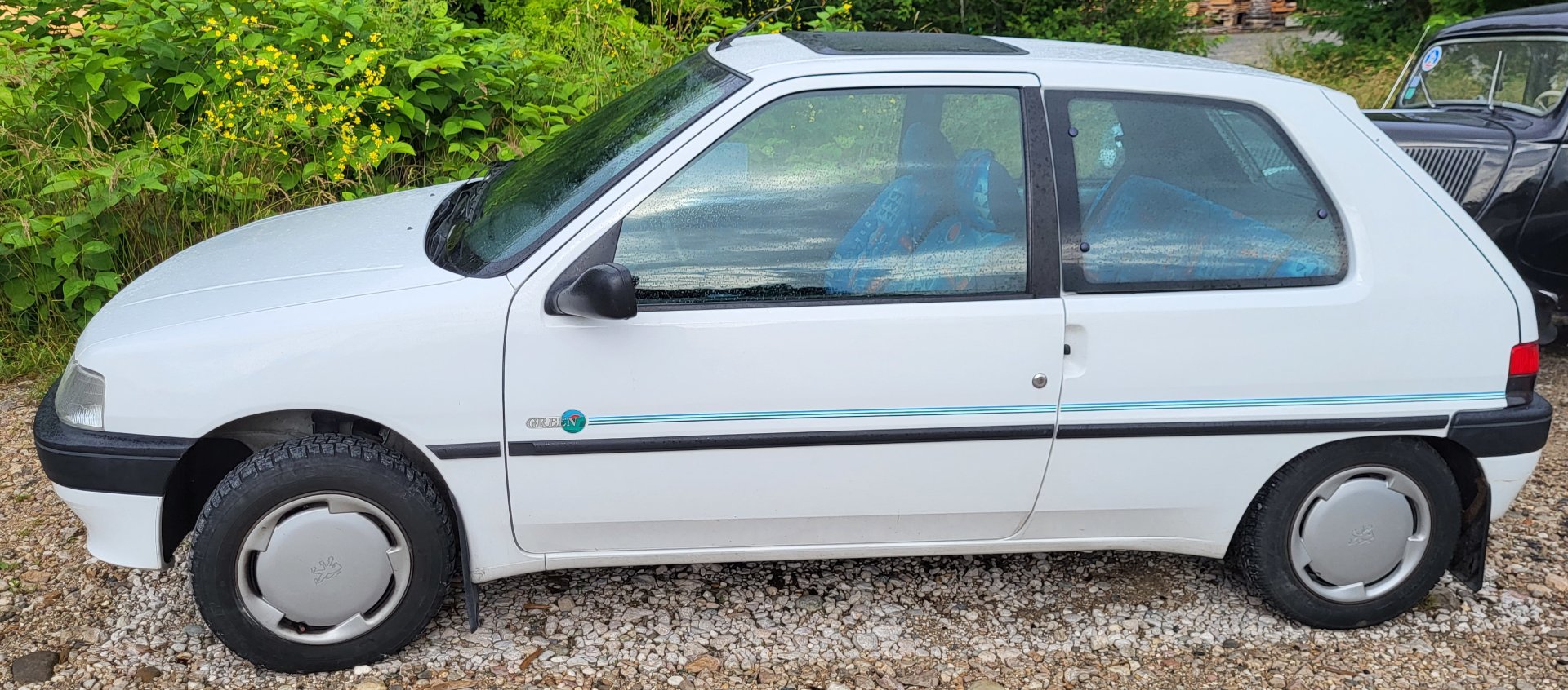 PEUGEOT 106   