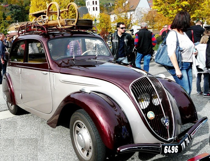 PEUGEOT 202B berline  