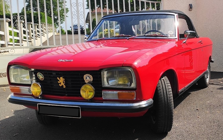 PEUGEOT 304 
