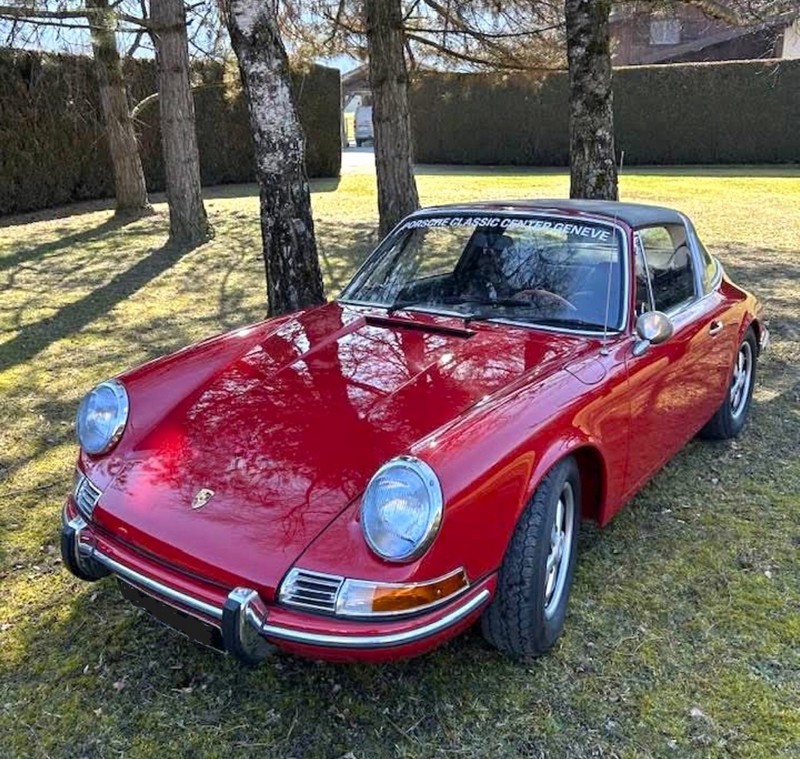 PORSCHE 911 T Targa