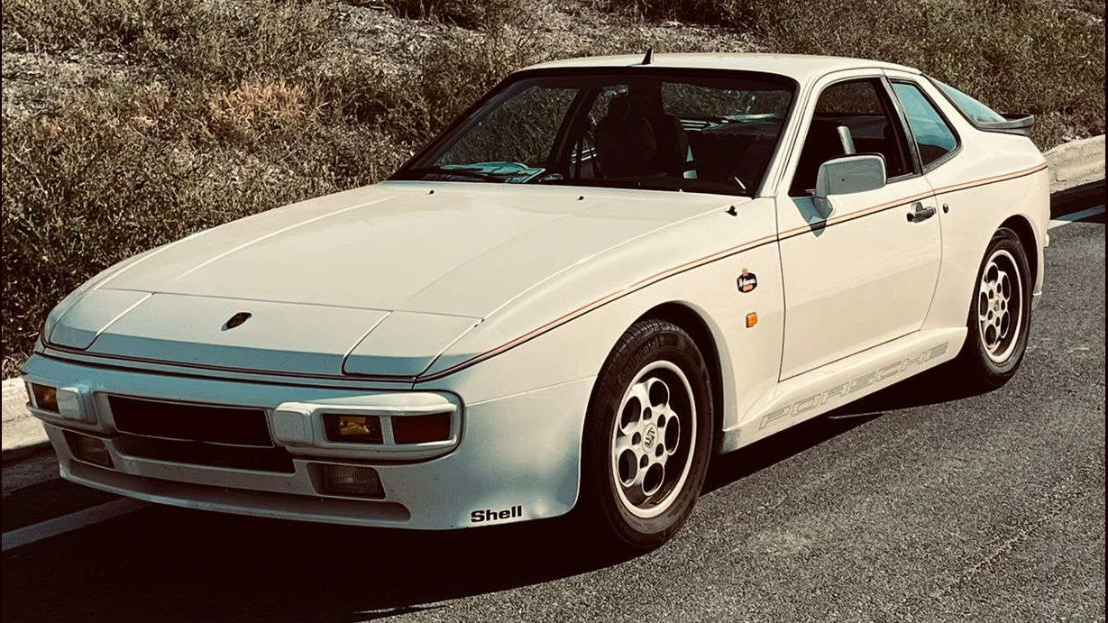 PORSCHE 944 Rothmans  